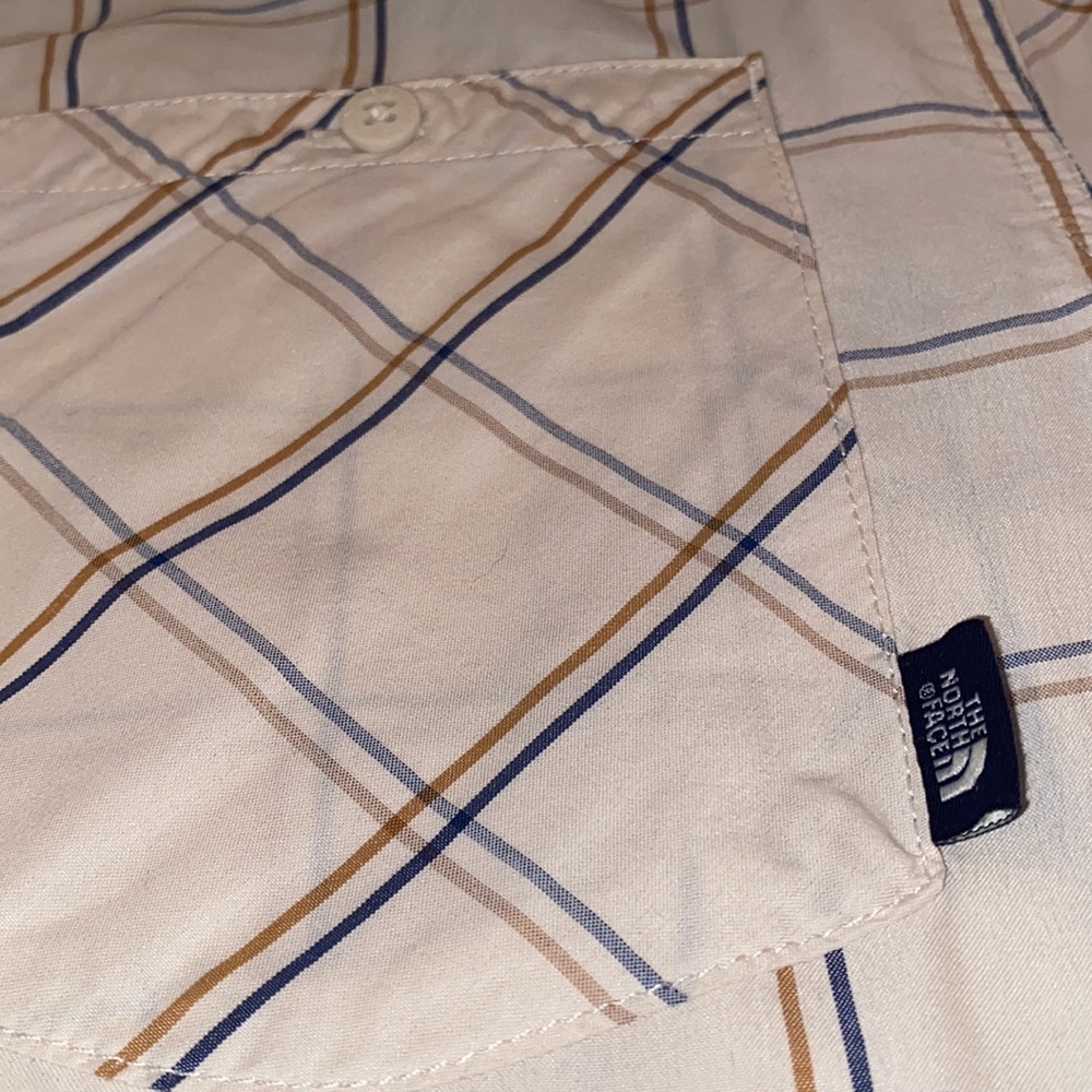 The North Face men’s cream and tan long sleeve button down hiking shirt size M - Picture 3 of 8